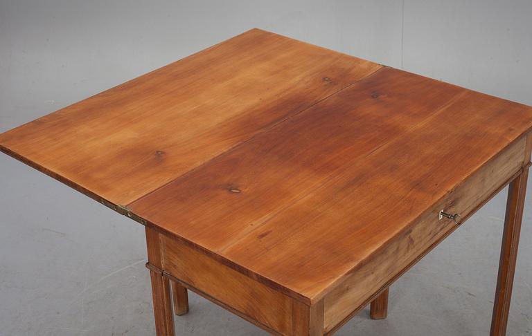 SPELBORD, sengustavianskt. Omkring 1800.