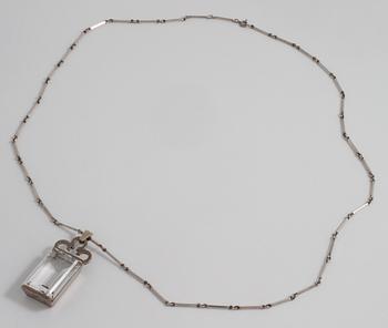 ATELJÉ STIGBERT, Stockholm, 1944, Hänge med fasettslipad bergkristall.