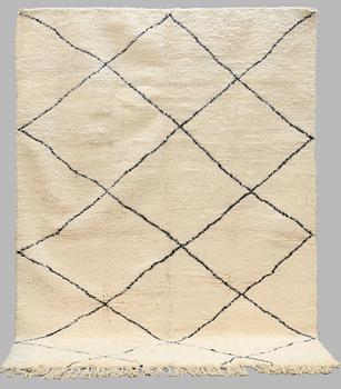 MATTA, Marocko, ca 300 x 215 cm.