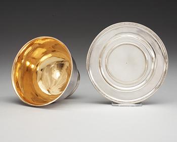 A Swedish 19th century parcel-gilt sauce-bowl, makers mark of Isaac Sandbeck, Stockholm 1819.