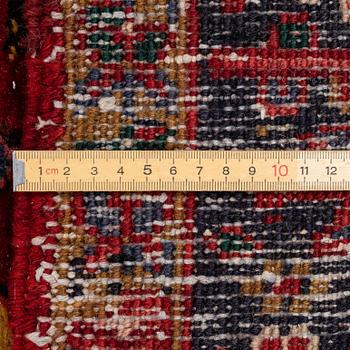 Rug, Heris, approx. 345 x 238 cm.