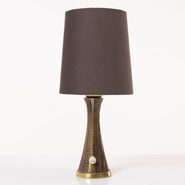 A model E 1142 table lamp, Asea, mid 20th century.