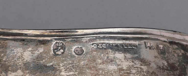 GRÄDDKANNA, silver. O.Sohlberg, Falun 1827. Vikt ca 128g.