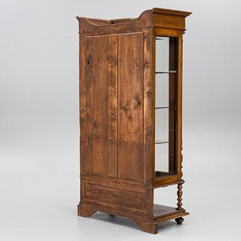 Display cabinet, second half of the 19th century.