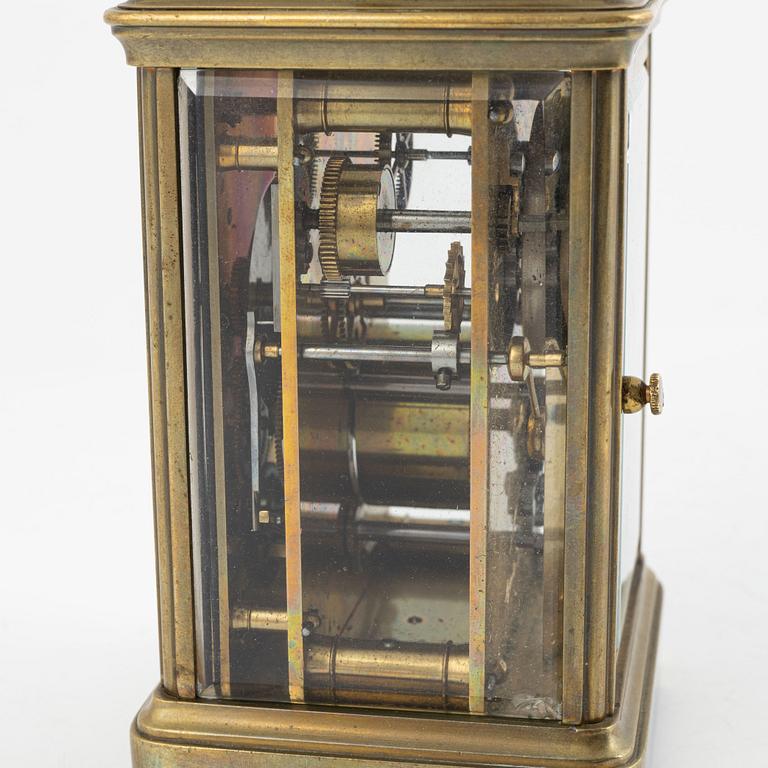 A brass carriage clock, G.W. Linderoth, circa 1900.