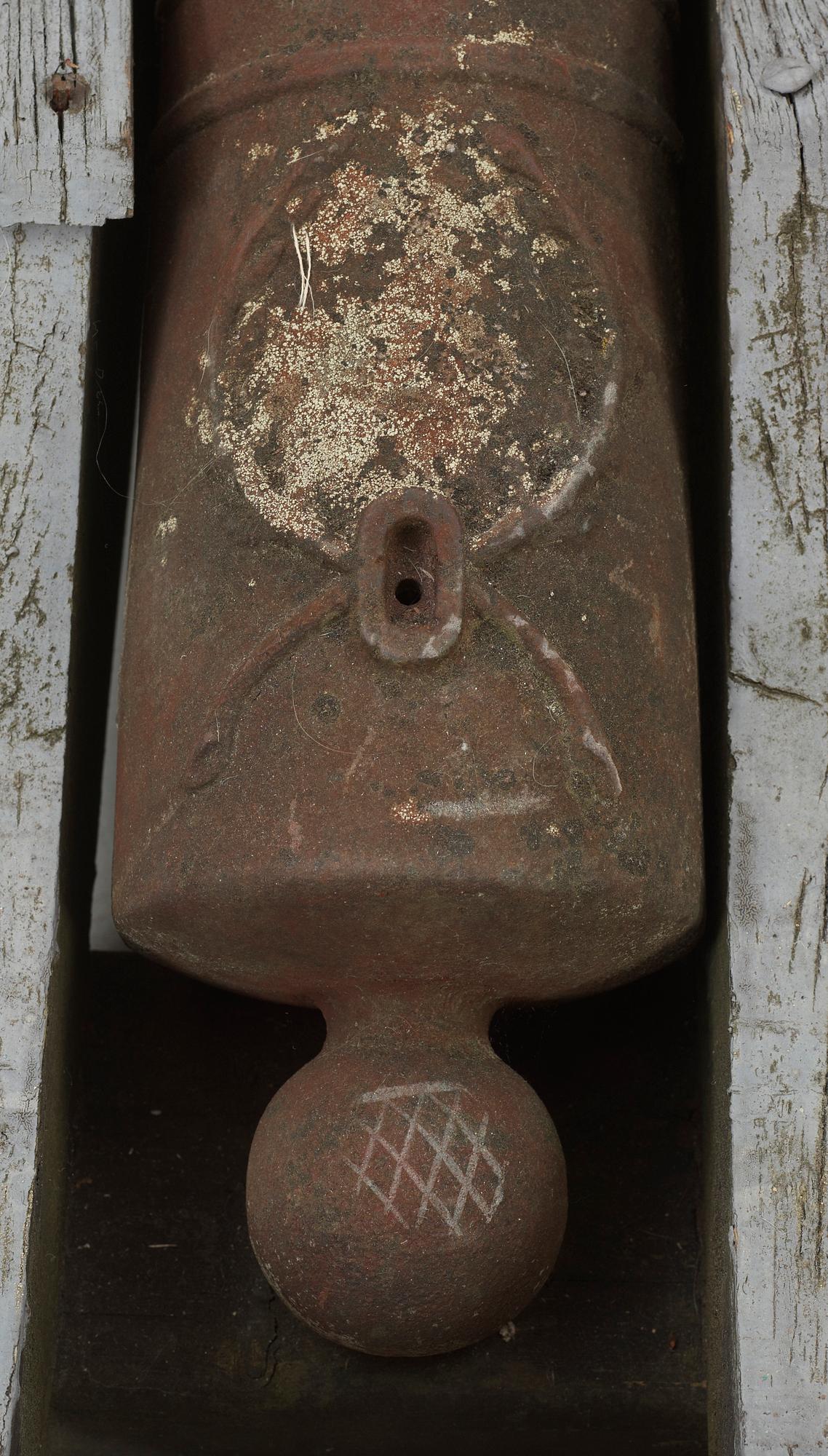 MODELLKANONER, ett par, 1800-tal.