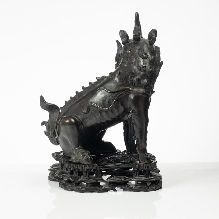 Figurin, Qilin, brons, Kina, sen Qingdynasti/1900-talets första hälft.