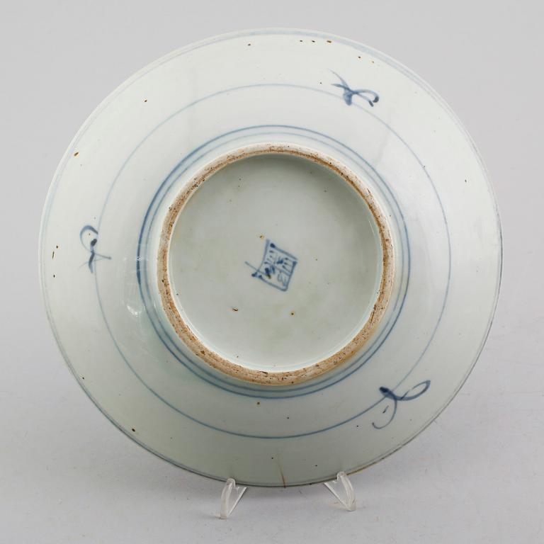 FAT, porslin, sannolikt Japan, 1800-tal.