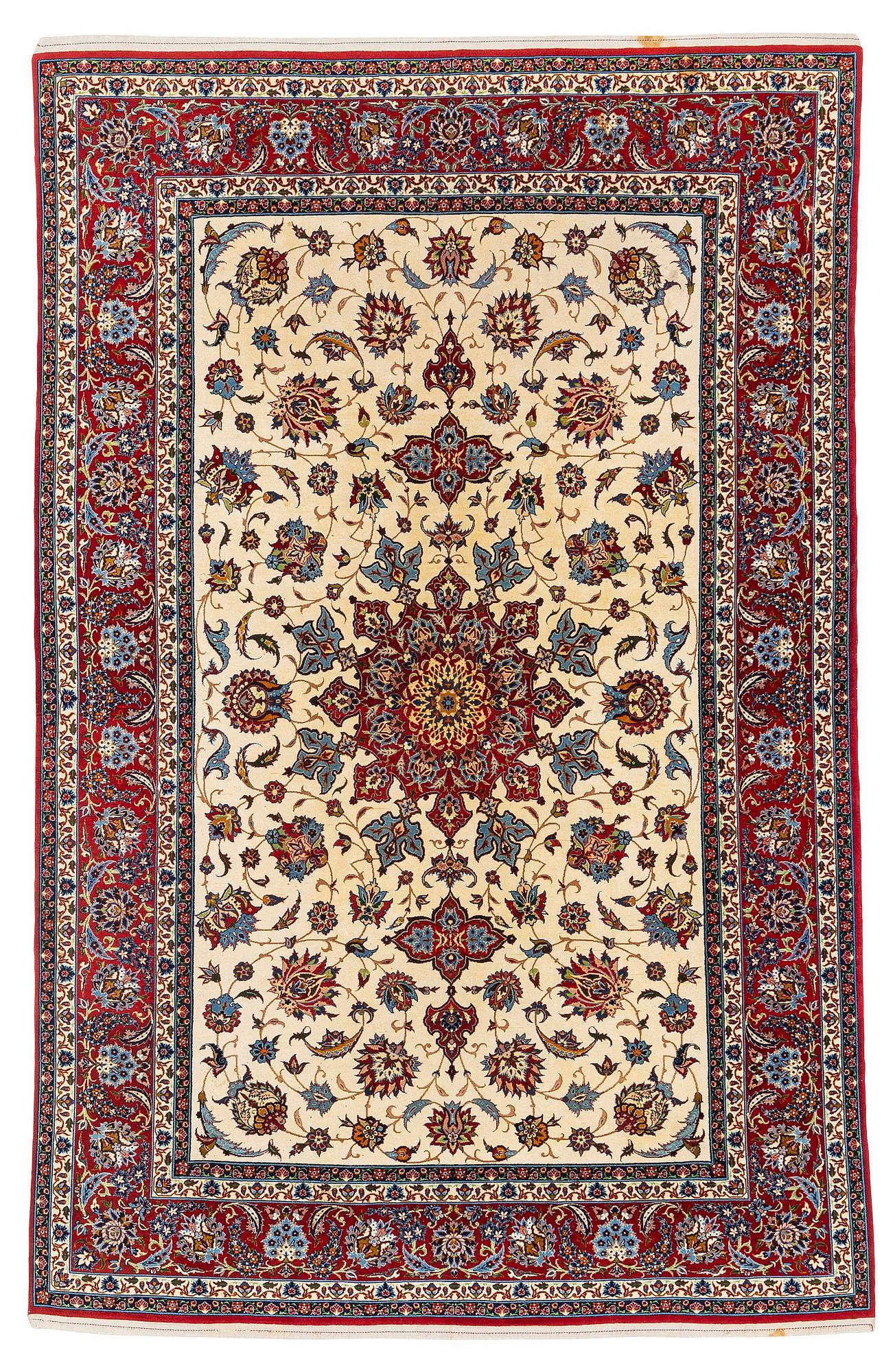 A semi-antique Isfahan rug, c. 225 x 143 cm.