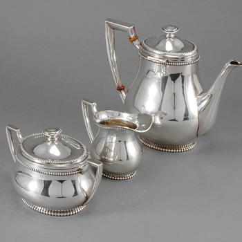 KAFFESERVIS, 4 delar, silver, importstämplat CAK, Göteborg 1919.Vikt 1789 g.