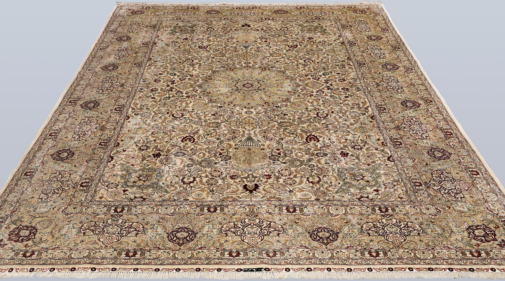 Matta, orientalisk, silke, ca 280 x 184 cm.