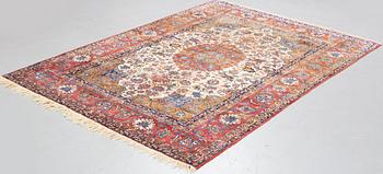 A carpet, semi-antique Esfahan, ca 298 x 209 cm.