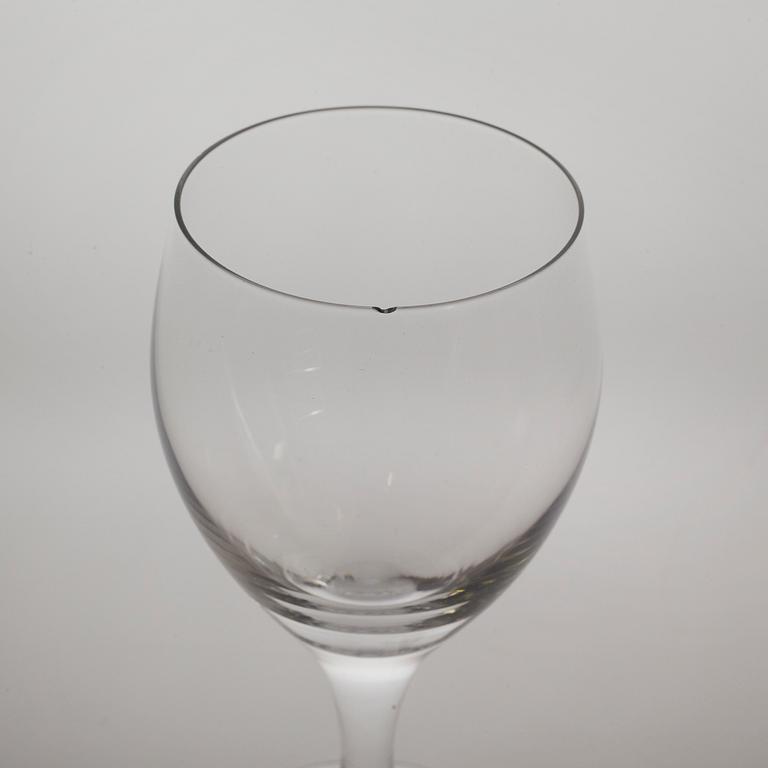 44 pieces of glass, ia by Orrefors.