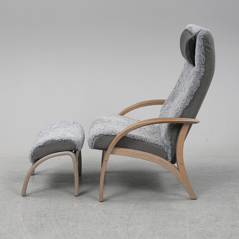 A 'Delta Adventure' easy chair with foot rest, Brunstad, Norge.