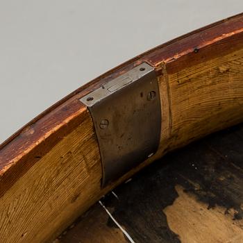 BYRÅ, rokoko, delvis 1700-tal.