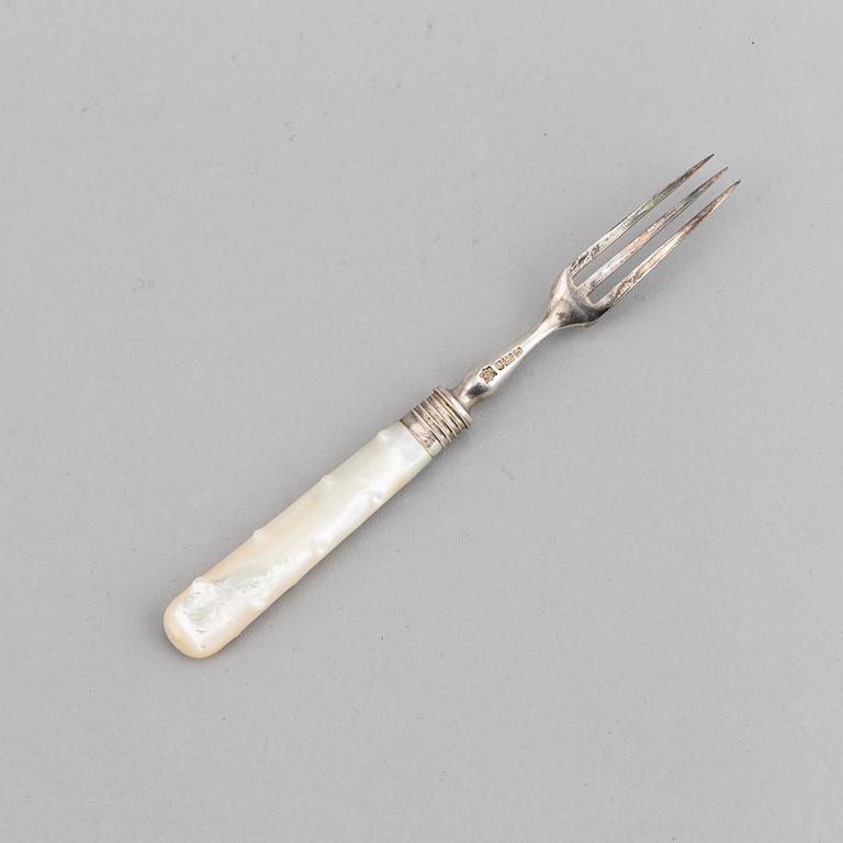 BESTICK, 24 delar, silver och pärlemor, Sheffield 1903.