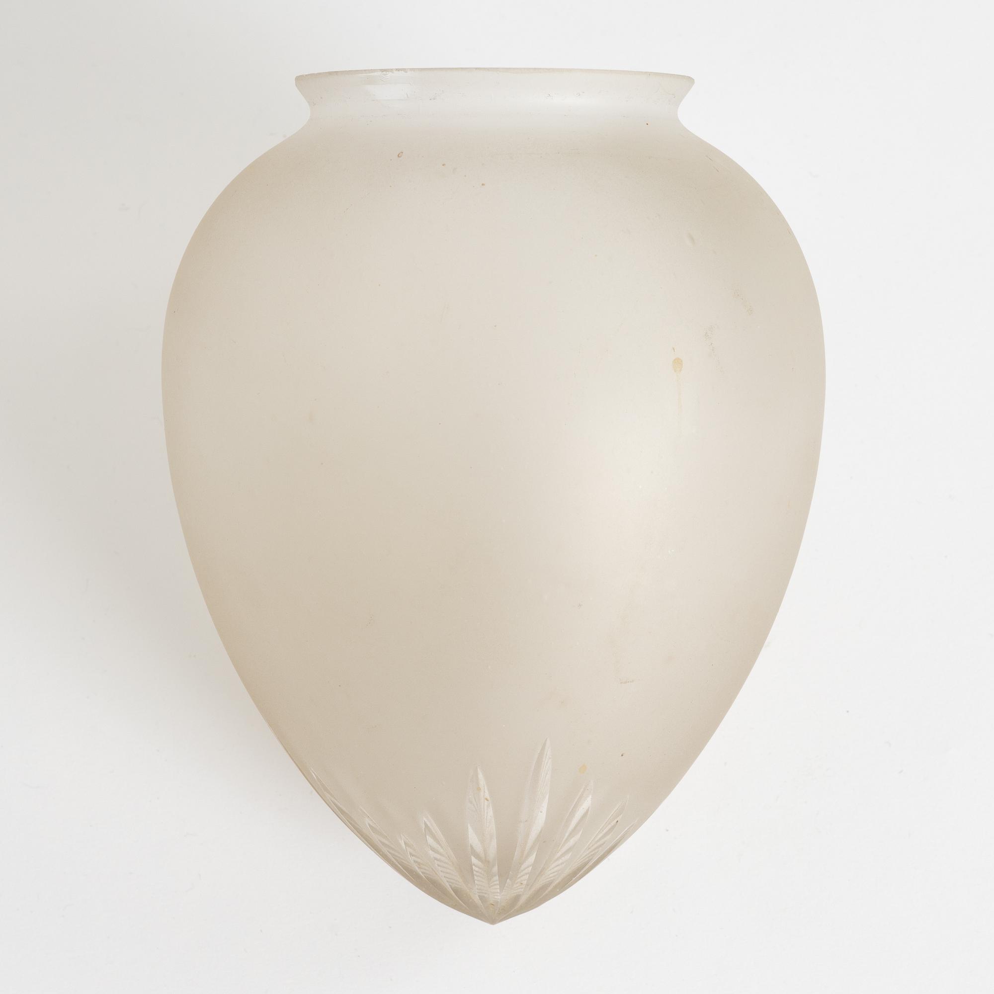 A Jugend ceiling lamp, early 20th century.