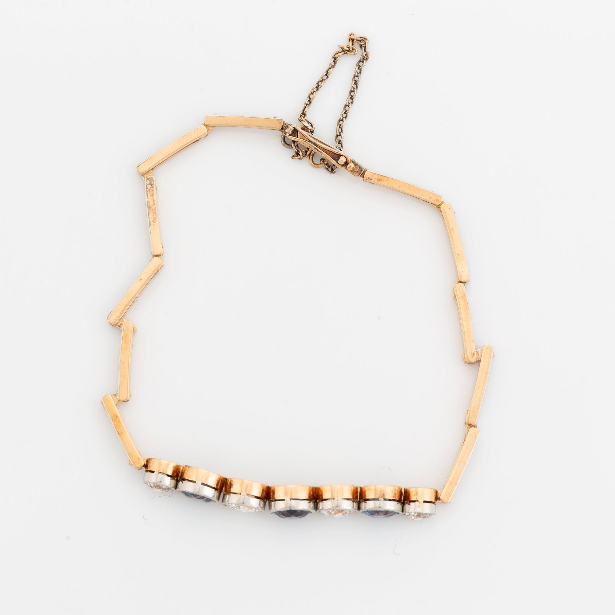 Armband 18K guld med safirer samt gammalslipade diamanter.