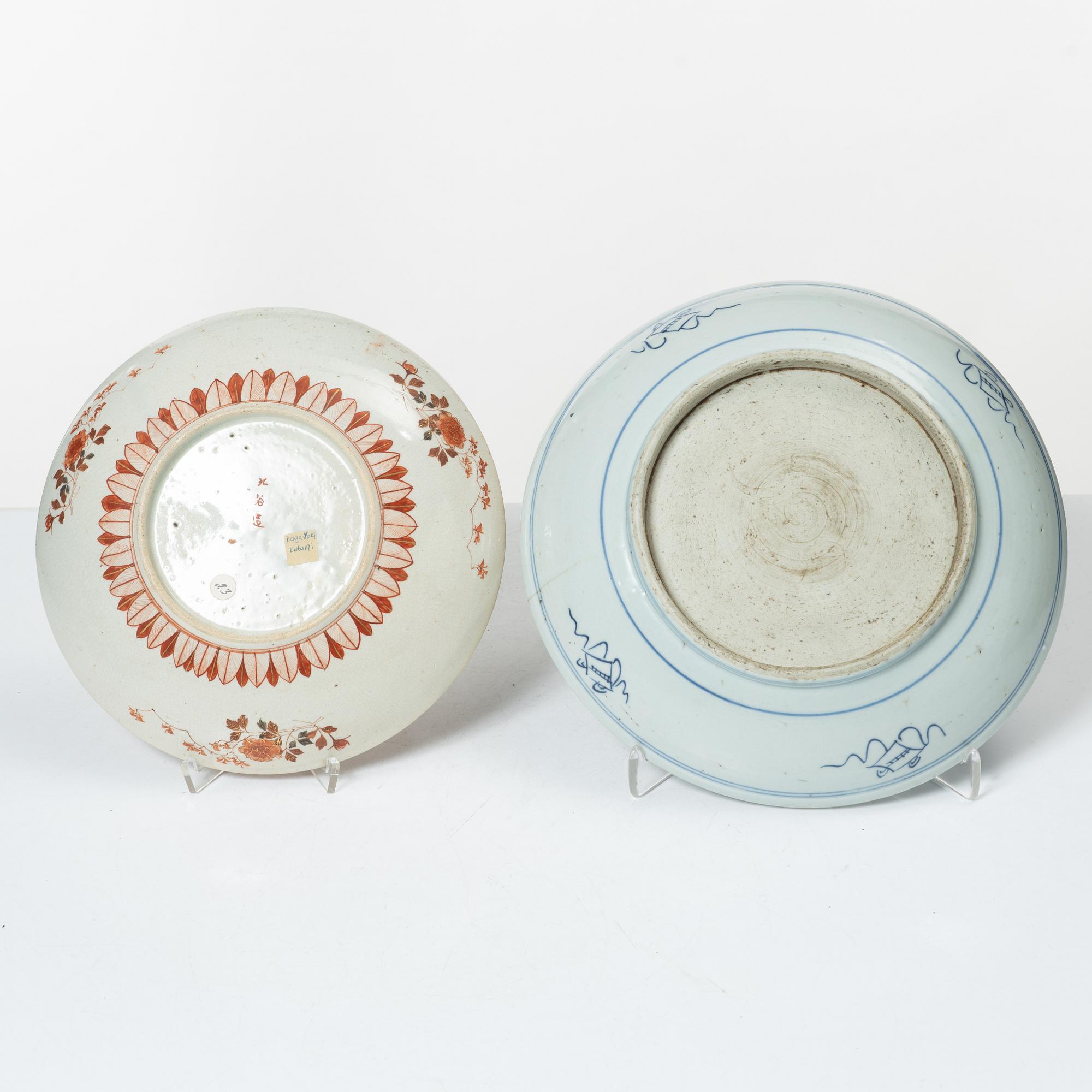 Six porcelain plates and dishes, Japan and China, 18th-19th century.