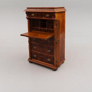 CHIFFONJÉ, 1800-talets andra hälft.