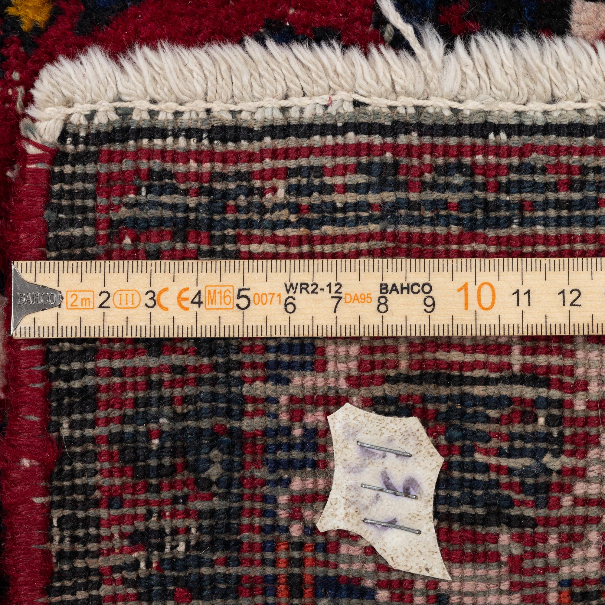 Carpet, oriental, approx. 385 x 290 cm.