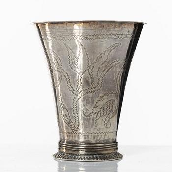 Bägare, silver, troligen Petter Åkerman, Stockholm 1756.