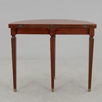 SPELBORD, 1900-talets första hälft.