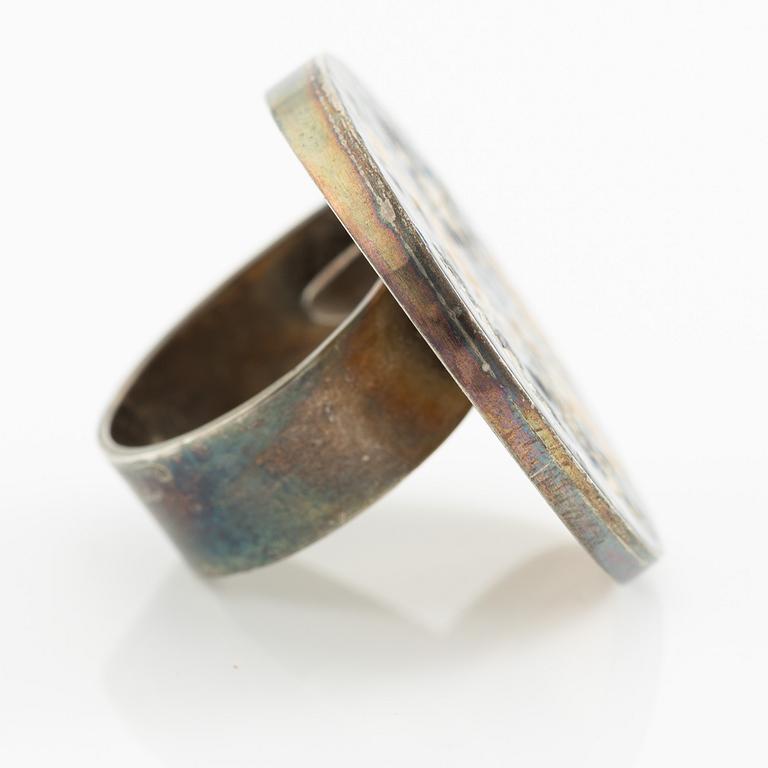 Jan-Christer Lundqvist, ring, silver with enamel, Skövde 1991.