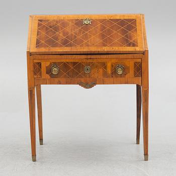 A Gustavian secretaire, late 18th century.