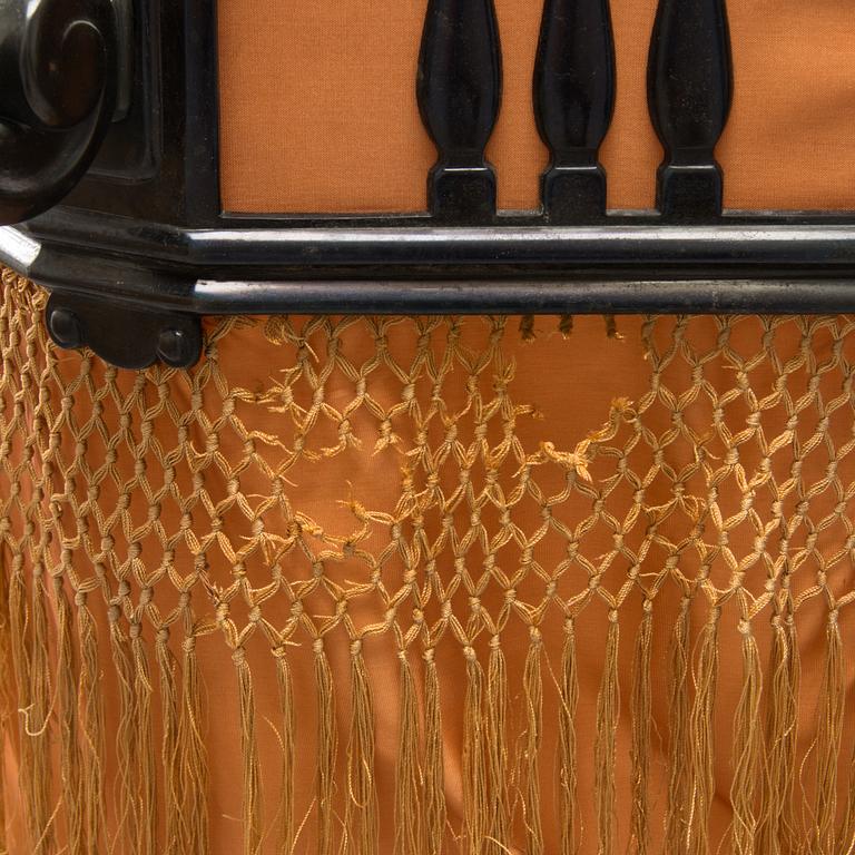 A Jugend style ceiling light, around 1900.