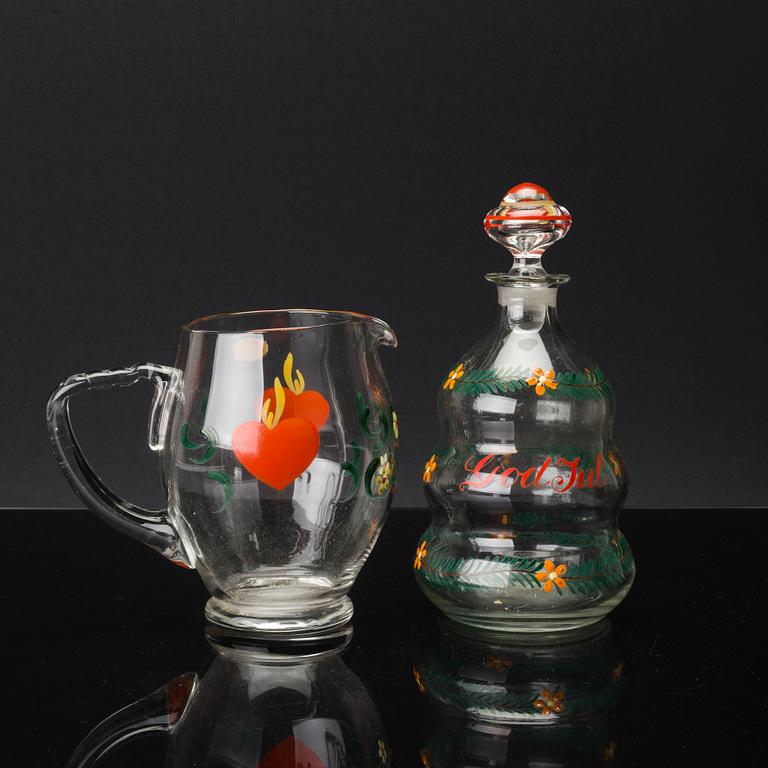 A 21 PIECES GLASS SERVICE 20TH CENTURY.