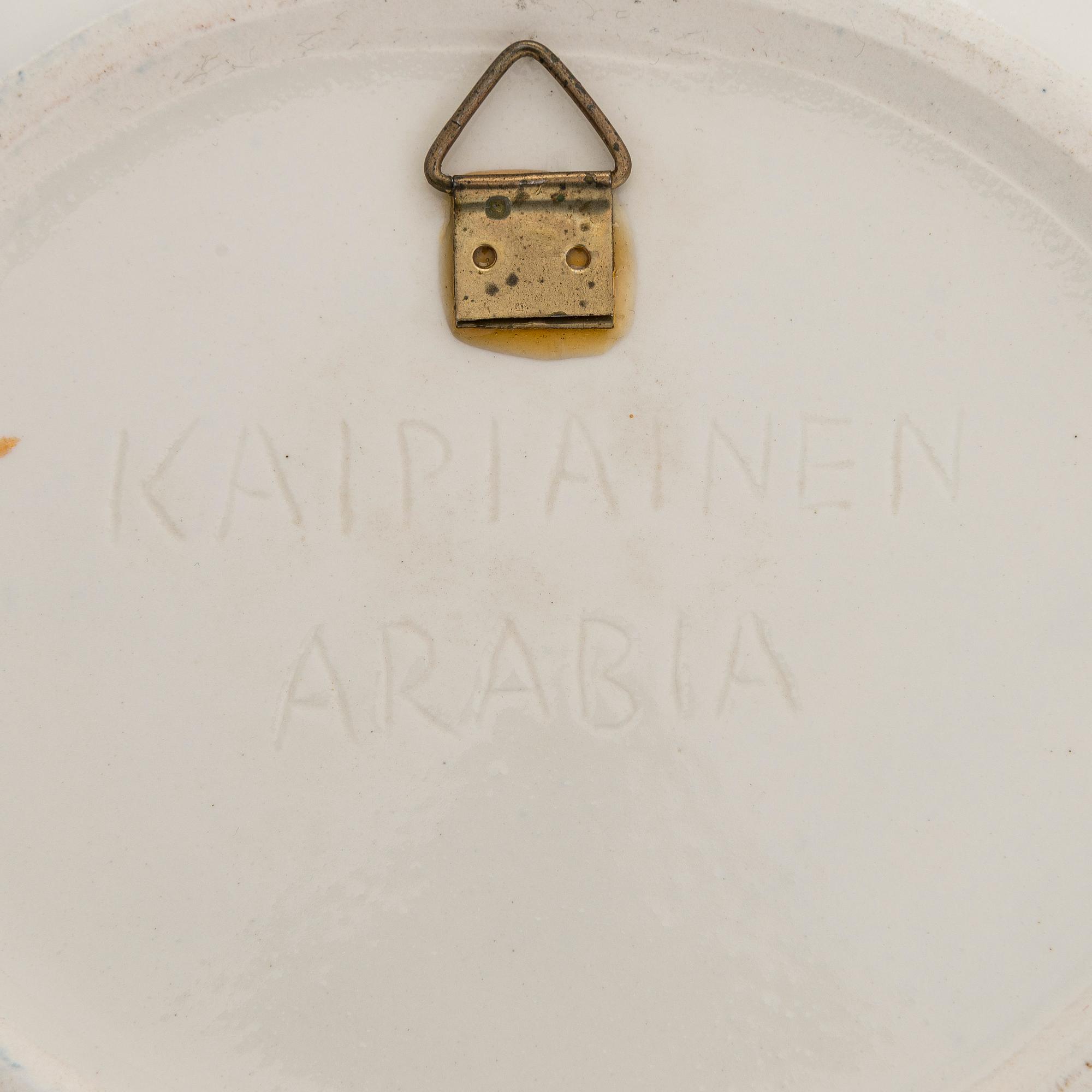 Birger Kaipiainen, koristelautanen, signeerattu Kaipiainen Arabia.