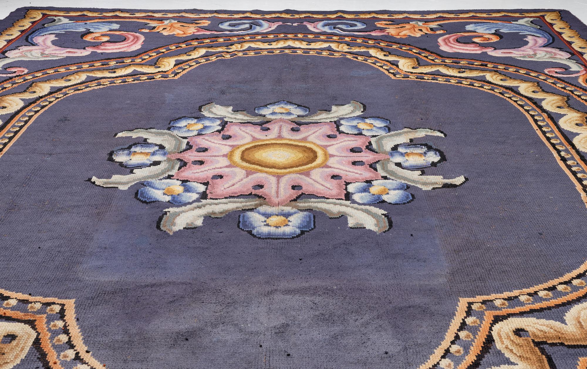 Rug, antique Spanish, Madrid, approx. 554 x 406 cm.