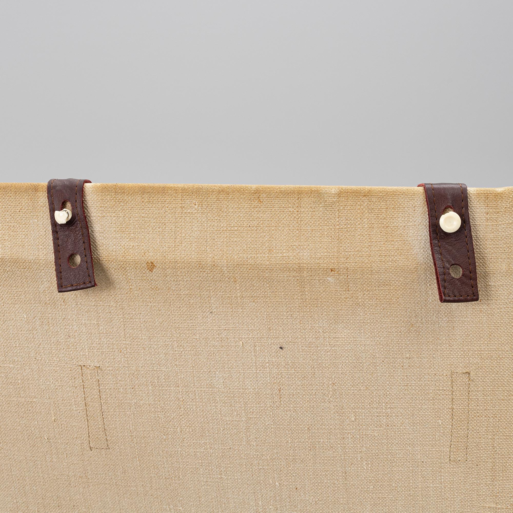 Bruno Mathsson, Armchairs, a pair, "Pernilla", Dux, late 20th century.
