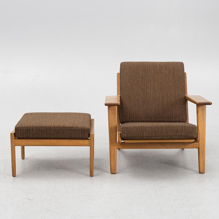 Hans J. Wegner, a "GE 290" armchairs with ottoman, Getama, Gedsted, Denmark.