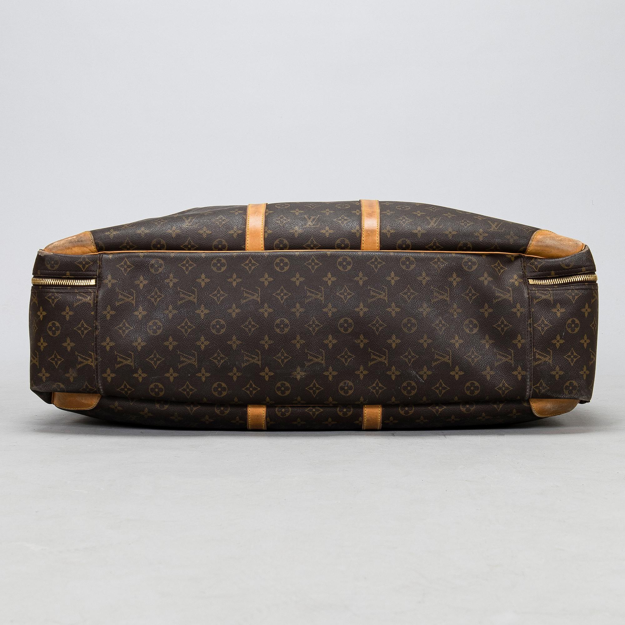 Louis Vuitton, matkalaukku, "Sirius 70".