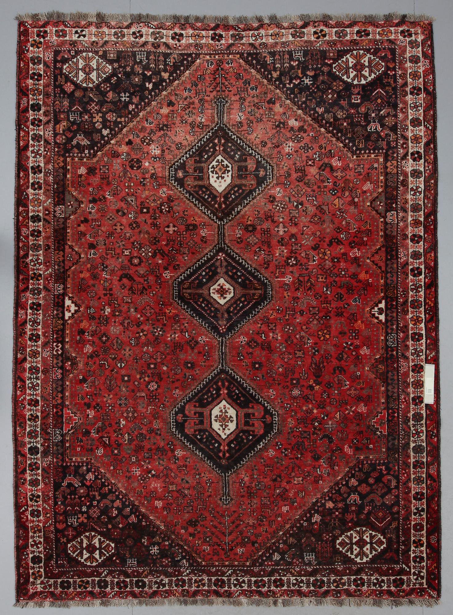 MATTA, orient, ca 317 x 235 cm.