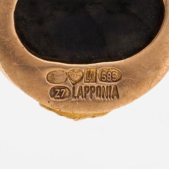 Björn Weckström, A 14K gold necklace "Pearl bridge" with a cultured pearl and a spectrolite. Lapponia 1977.