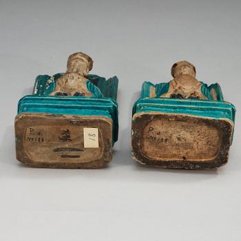 Two turquoise and purple glazed figures of daoistic dignitaries, Ming dynasty, 17th Century.