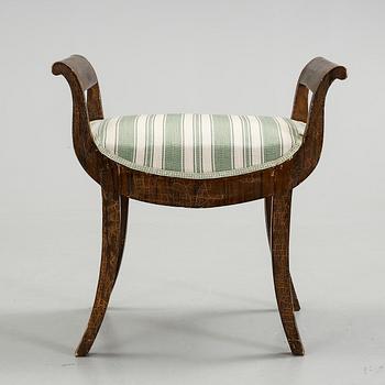 TABURETT, empire, 1800-talets första hälft.