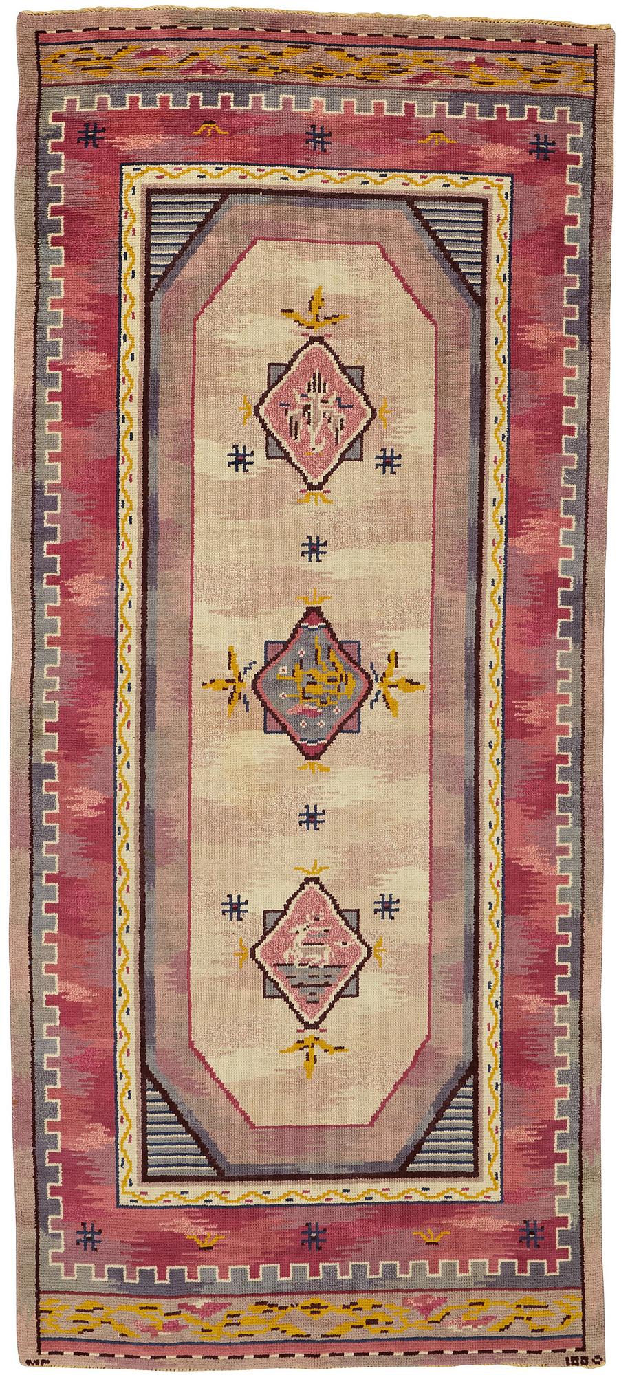 Märta Gahn, Matto, A runner, knotted pile, ca 326,5-329 x 145 cm, signerad MG 1928, Swedish Grace.