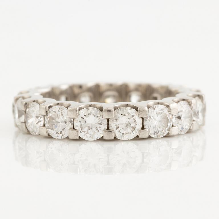 Ring platina helallians med briljantslipade diamanter, Stephen Foster,