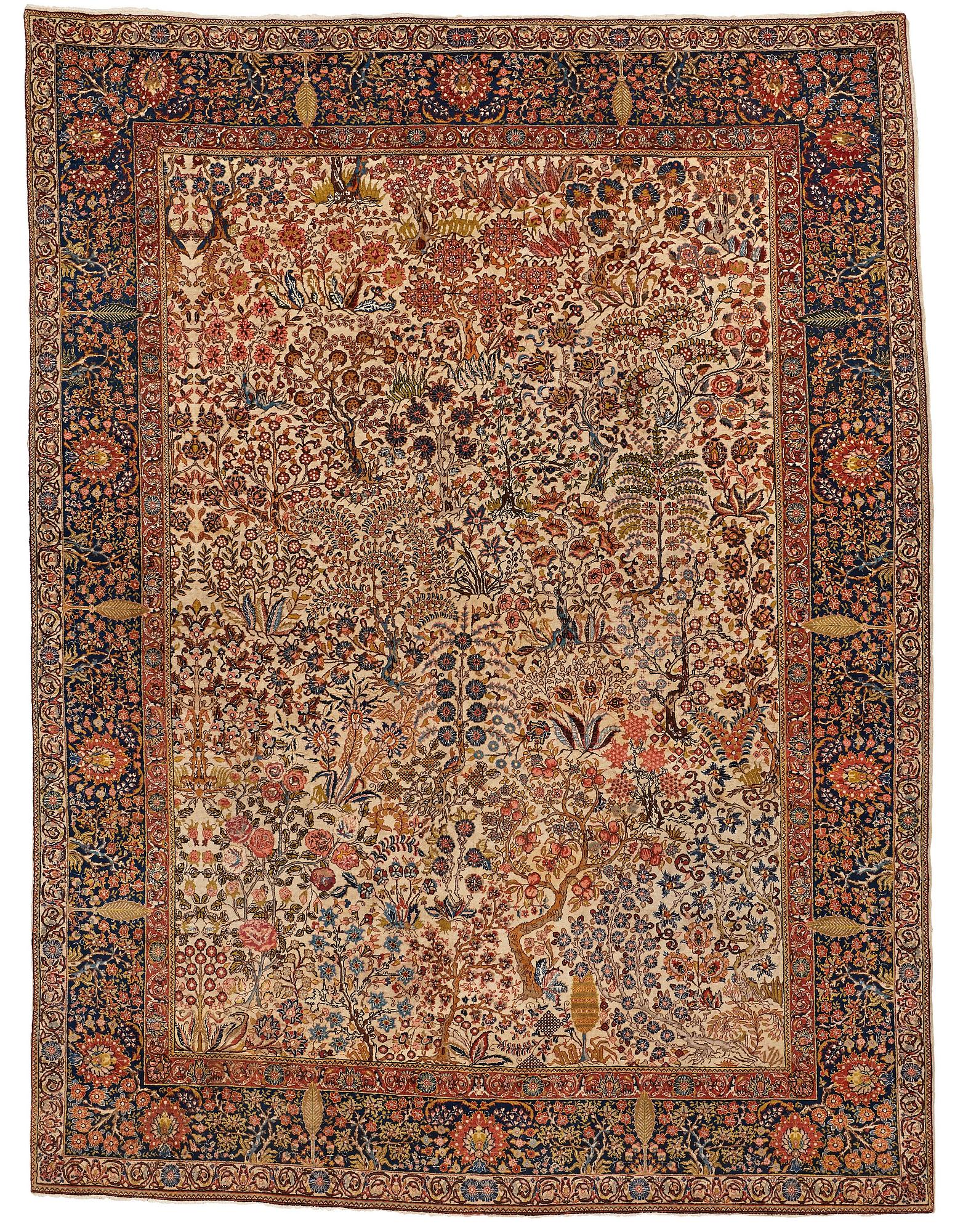 A carpet, a semi-antique Tabriz, ca 297,5 x 224 cm.