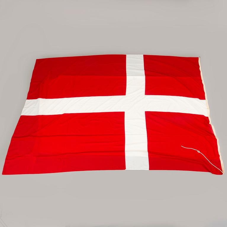 PARTI FLAGGOR och VIMPLAR, 13 st, 1900-tal.