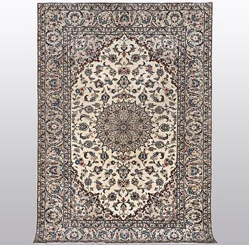 A carpet, Kashan, ca 293 x 196 cm.