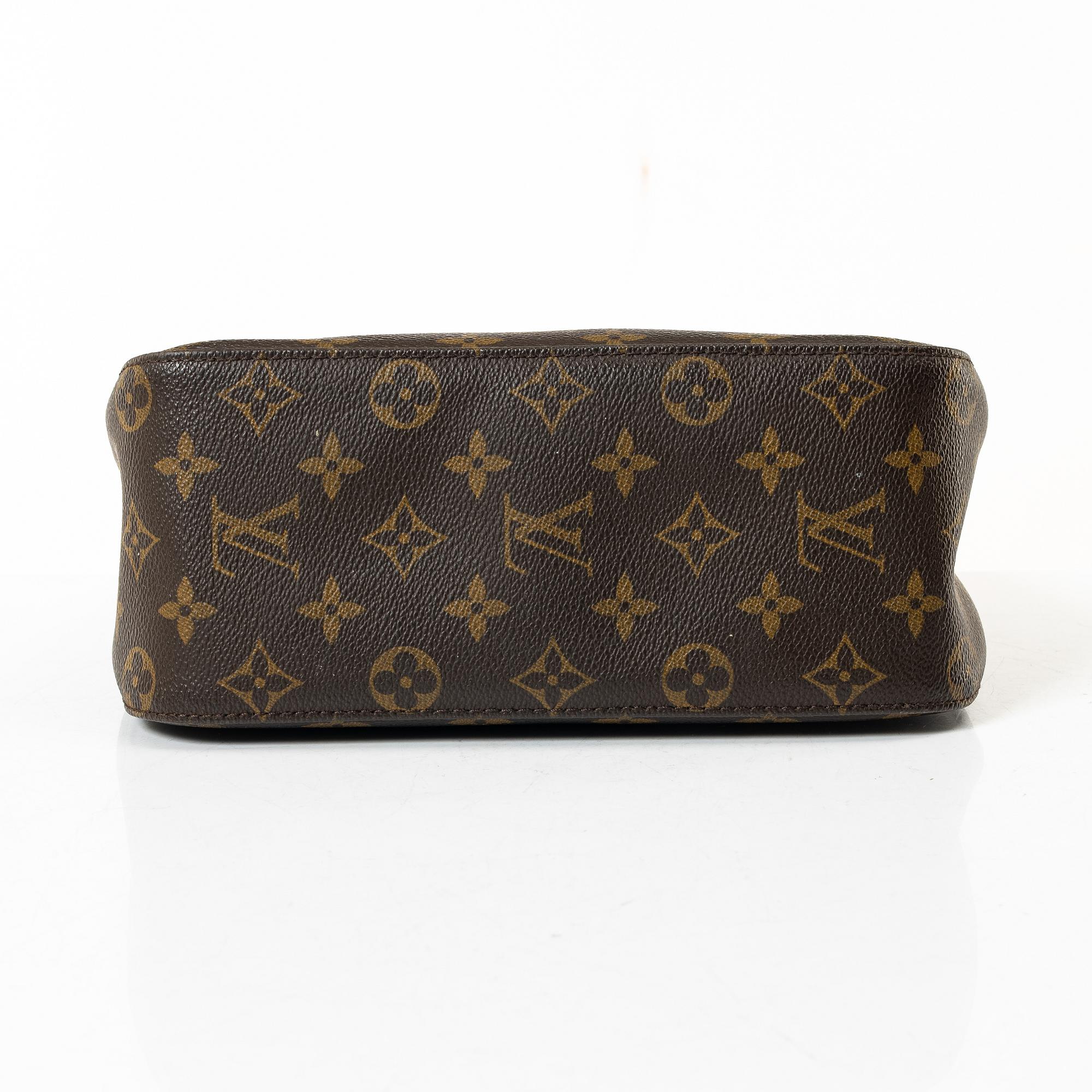 Louis Vuitton, väska, "Looping MM", 2001.