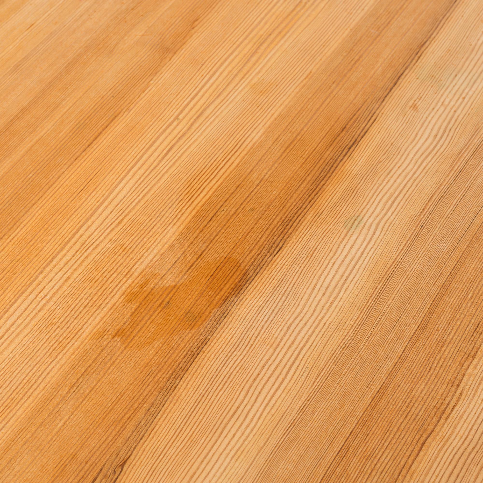 An "Asserbo" dinner table, designed by Børge Mogensen for Karl Andersson & Söner, second half of the 20th century.