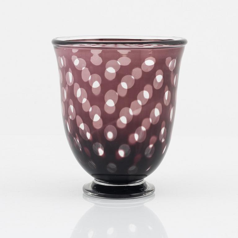 Edward Hald, a ’slipgraal’ glass vase, Orrefors, Sweden 1943.