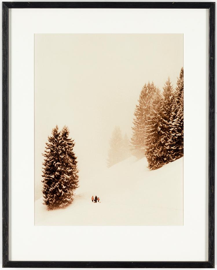 HELENE SCHMITZ, fotografi signerad och daterad 2004 på ramens baksida.