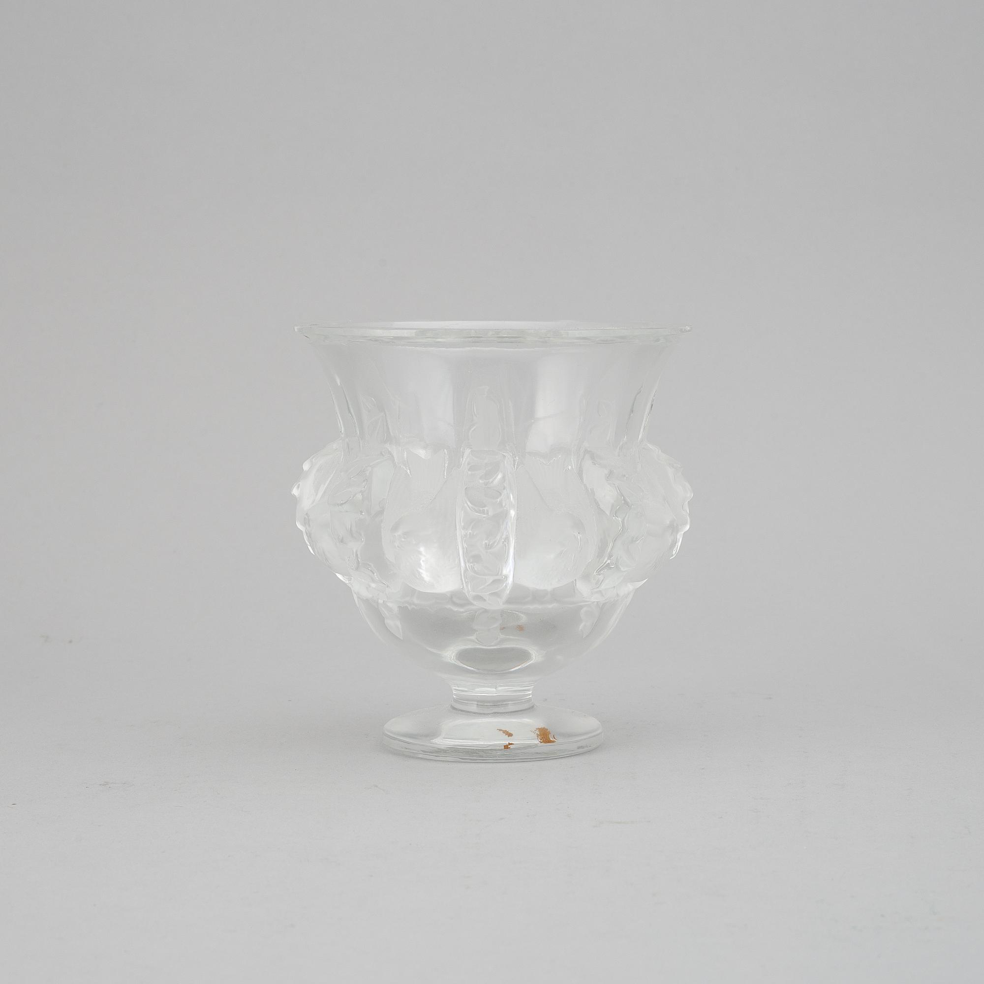 A Lalique glass footed bowl, France.